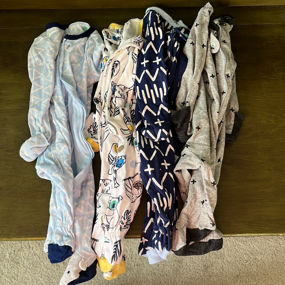 NB cloud island zip onesies 4 pack